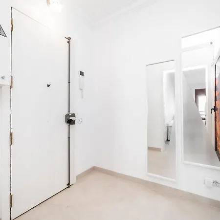Apartment Gran Via 732